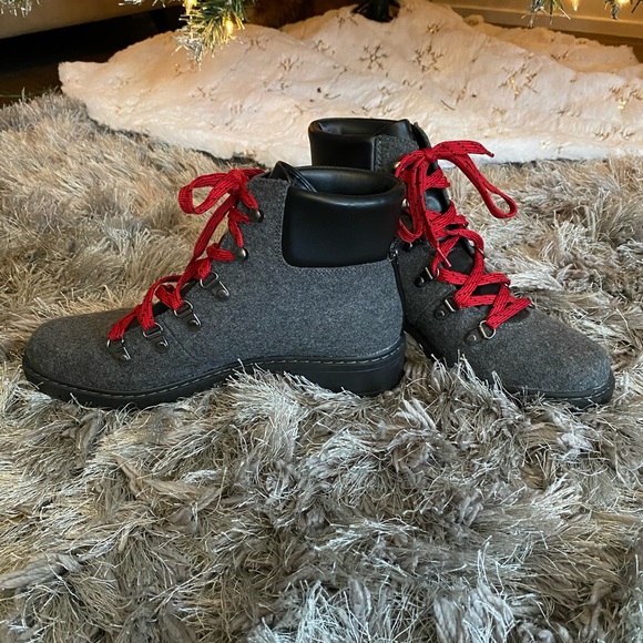 G.H Bass & Co Winter Fashion Boots - Picture 2 of 6